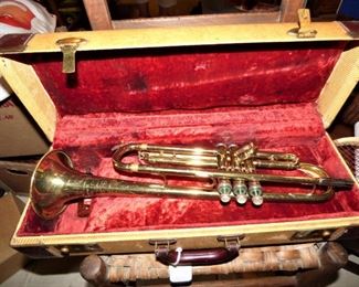 Vintage Trumpet in case 