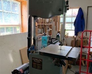 DELTA Band Saw