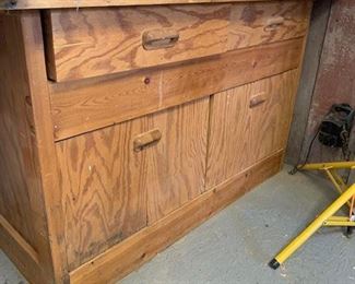 Work bench - very sturdy.