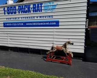 I'm so sad, John and Barbara wanted me to take the trip to our new home, but there just wasn't room for me.  Go to next photo for more info. 