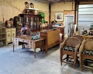 We Buy & Sell Estates