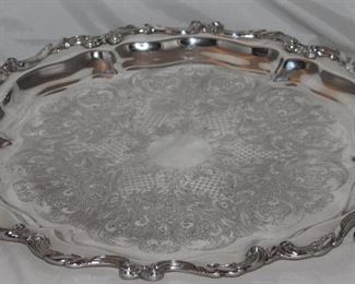 Wallace “Le Reine” Silver Plate  Footed Torte/Serving Tray (19”D)