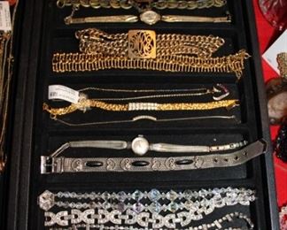 WATCHES, BRACELETS