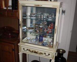DECORATIVE DISPLAY CABINET, ITEMS MADE IN JAPAN