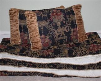 Elephant and Floral Tapestry Queen Bed Comforter with 2 Shams with pillows