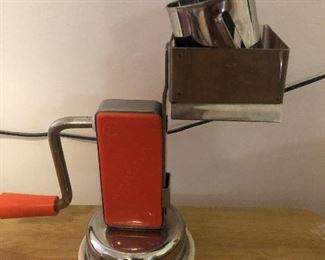MID CENTURY MODERN GRINDER