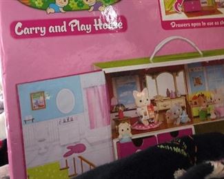 A COLLECTION OF CALICO CRITTERS