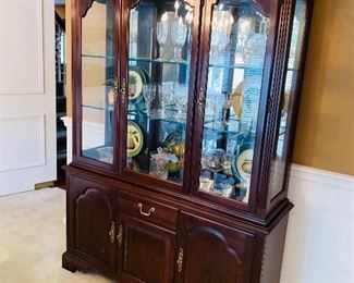 $300 ETHAN ALLEN LIGHTED CHINA CABINET
55.5”L x 16”D x 78”H