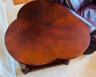 $90 WOODEN 3 LEAF CLOVER SHAPED SIDE TABLE
25”DIA x 25”H
