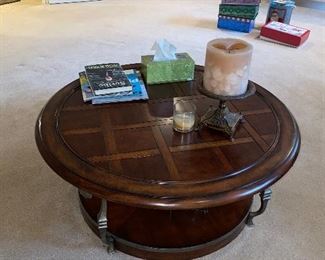 $125 ROUND WOOD AND METAL COFFEE TABLE
40”DIA x 17”H