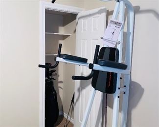 $120 FITNESS GEAR DELUXE POWER TOWER