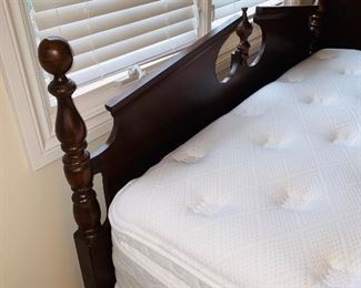 $80 QUEEN HEADBOARD WITH METAL FRAME 
62.6”W x 82”L x 45”H