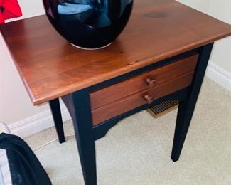 $40 SMALL WOODEN SIDE TABLE WITH DRAWER
24.5”L x 16.5”D x 25”H