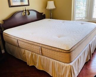 $300 KING SIZE PILLOW-TOP MATTRESS AND BOX SPRING
76”W x 80”L