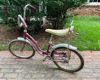 Vintage Schwinn bicycle with banana seat! 