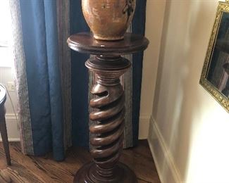 Turned Pedestal,  Oil Jar 