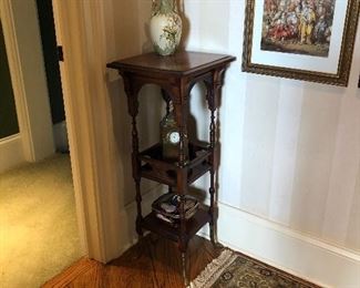 Victorian Three Tier Shelf 