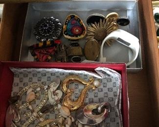 CostumeJewelry