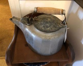 Early 1900s Griswold Kettle