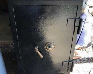 Lg. safe w/ combo
