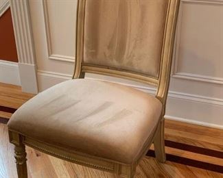 33. 6 Side (21'' x 23'' x 40'') 2 Armchairs (25'' x 26'' x 40'') w/ Velvet Upholstery