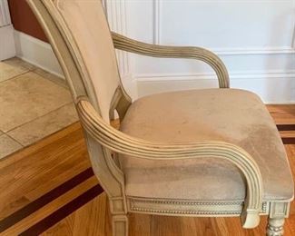 33. 6 Side (21'' x 23'' x 40'') 2 Armchairs (25'' x 26'' x 40'') w/ Velvet Upholstery