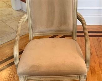 33. 6 Side (21'' x 23'' x 40'') 2 Armchairs (25'' x 26'' x 40'') w/ Velvet Upholstery