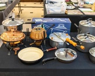 Fondue's, small kitchen appliances, cookware