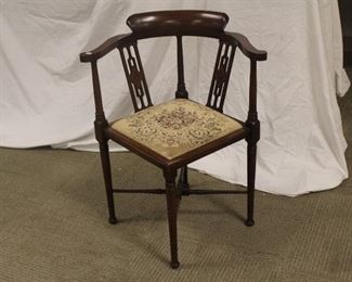 Early 20th Century Corner Chair 