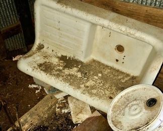 Cast iron farm sink need a good washing!!