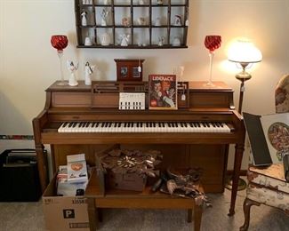 Story & Clark Piano