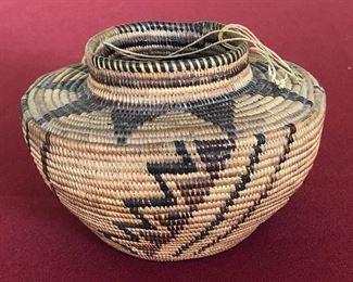 Yokuts Polychrome Basket 4 x 6"