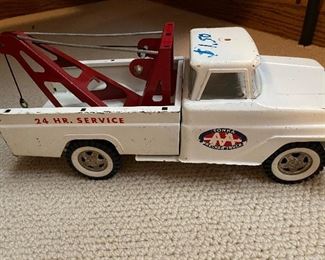 Vintage Tonka 24 Hour Service  Truck..with Original Price Tag on top of truck 
