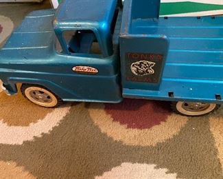 Rapid Delivery Hydraulic Truck.