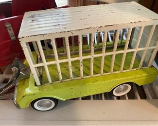 Nylint Safari Hunter Trailer with Cage