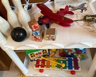 Vintage Bowling..missing alot of Pins!! 