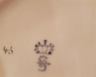 Sitzendorf Porcelain figurines