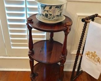 Sweet tiered occasional table