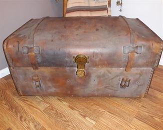  Leather, Whitney & Woodling Trunk Company 