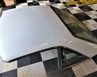 Hard Top that goes with 1991 Mercedes Benz Roadster 300 SL