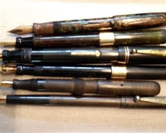 4. Group Lot of Six 6 Vintage Fountain Pens with Gold Nibs