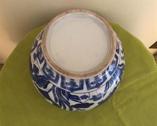 Bottom Rare Covered Blue & White Chinese Bowl