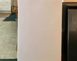 Kenmore apartment size freezer