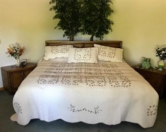 Mid centrury king size bed and matching night stands