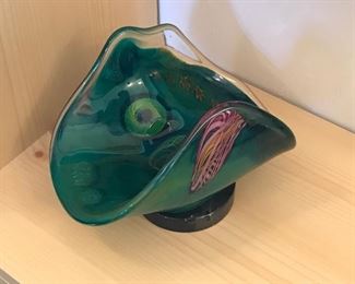 Free formed glass decor