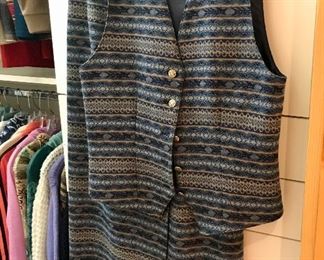 Pendelton vest/skirt set
