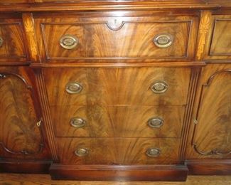 Saginaw Furniture Shops Mahogany Breakfront
Middle top drawer has drop front writing desk with fitted interior
85." W x 80" H x 16.0" D