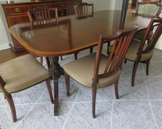 Duncan Phyfe Style Banded Dining Table & 6 Chairs
