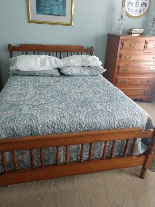 Hello Everyone,
We are thrilled to be featuring a wonderful #cushman set!! It is a gorgeous bedroom set from the #CushmanFairfield Collection. Don’t miss this opportunity to own this piece of Cushman history!!
This set includes the following:🤩
* A #Fairfield Spindle bed, #5860D. It is a double bed that measures 6’4” long and 4’6” wide.
* Next, a lovely Fairfield Triple #dresser, #5865. Because it’s Cushman, this dresser is made to last. It is 63”x20”x34”H.
Includes the matching #mirror #5877. It is chalk painted white.
* The matching Fairfield Chest #5854 is glorious. It measures 38”x20”x48”H
To find a matching set is a difficult thing. I think all sets should always stay together, if at all possible.
You can now own this set, in excellent condition, and hard to find set, for only $1495. Contact us via PM or call Stephanie at 1 (518) 944-0256 or email stephaniejd1@icloud.com.
This set is currently in Georgia 30022 until early July. After July it will be in Ohio 43082. The buyer is res