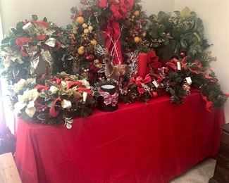Lots of Christmas Items! 